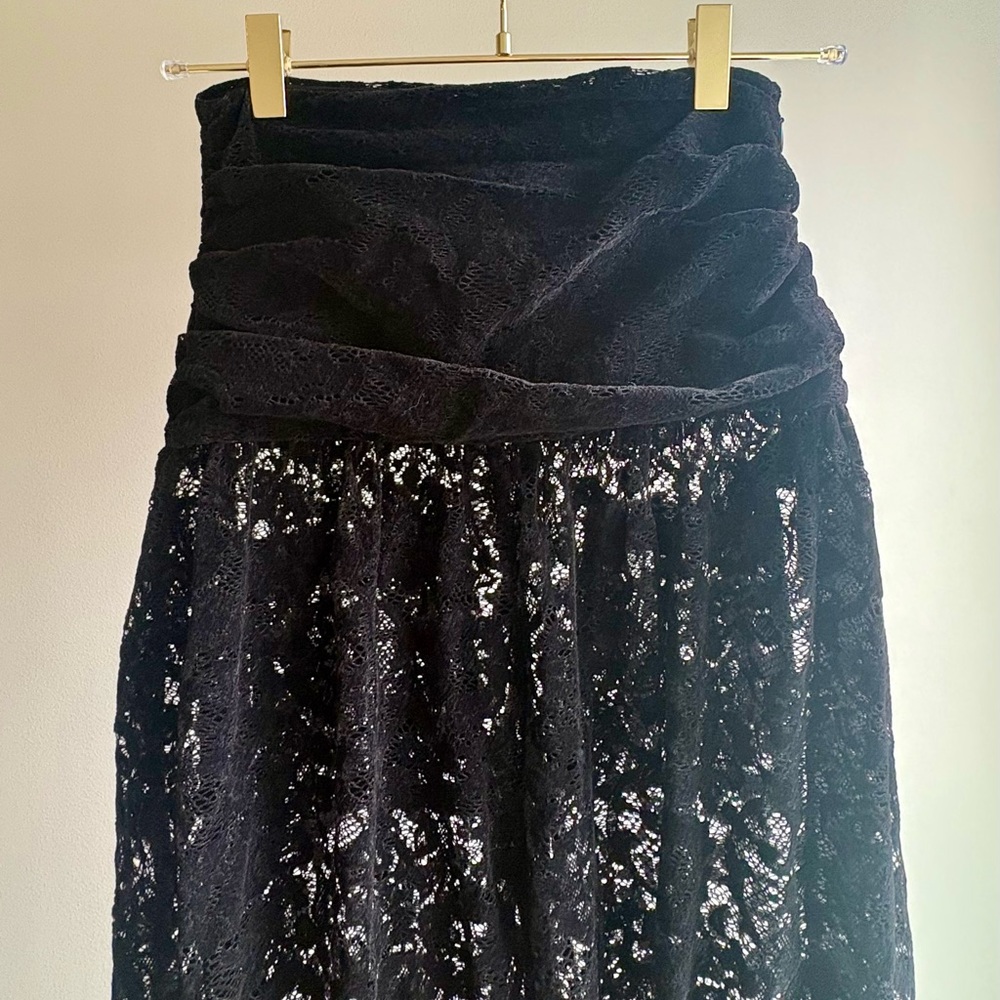 NEW VELVET LACE BALLOON PANTS Akarii - Picture 7 of 10